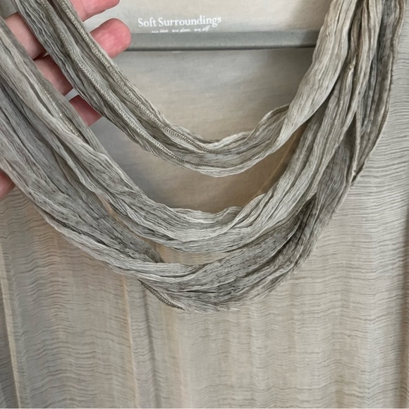 Soft Surroundings Beaux Arts Silk Tunic Top Taupe Embellished Sz S - Picture 8 of 12